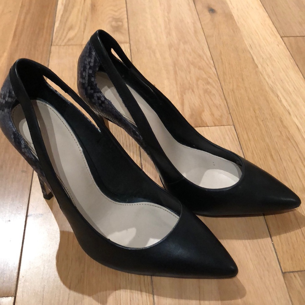 Black and gray snakeskin leather high heels
